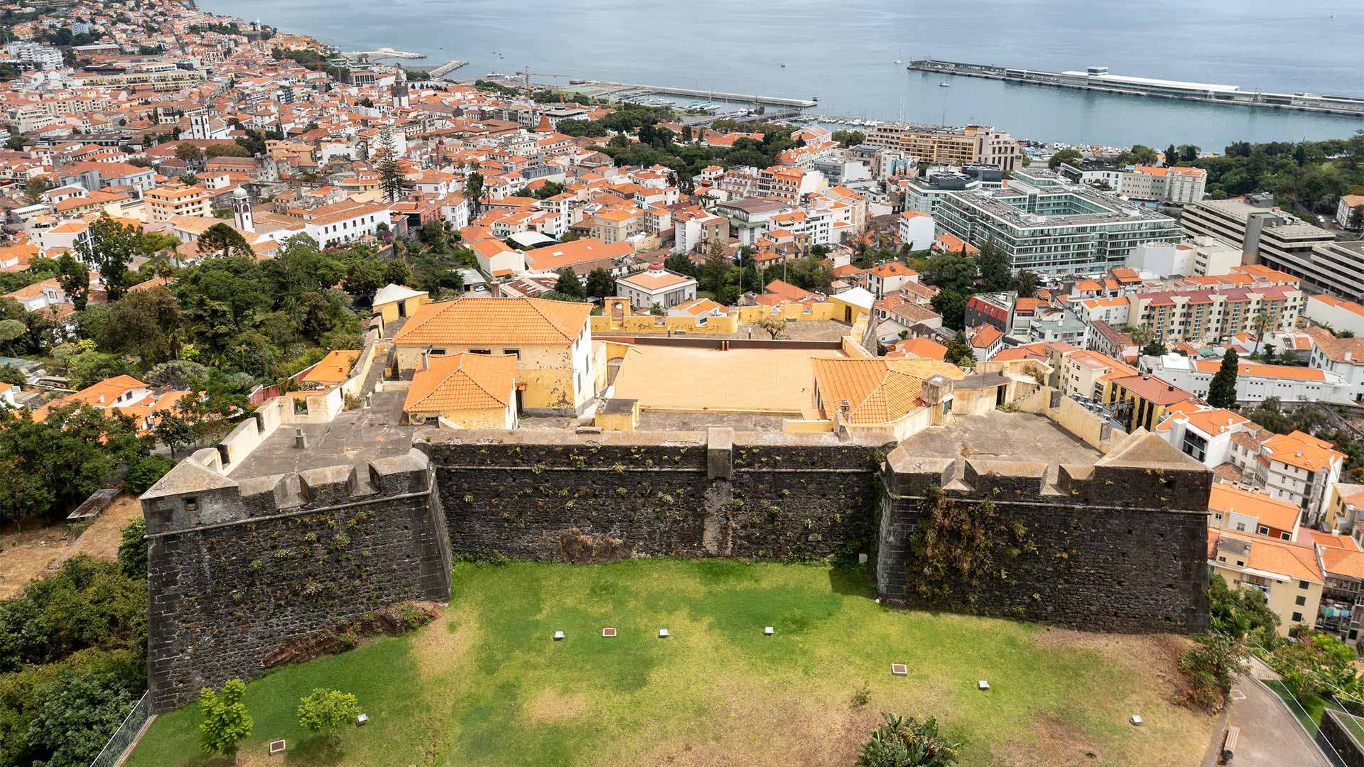 Fortaleza de São João Baptista do Pico 1