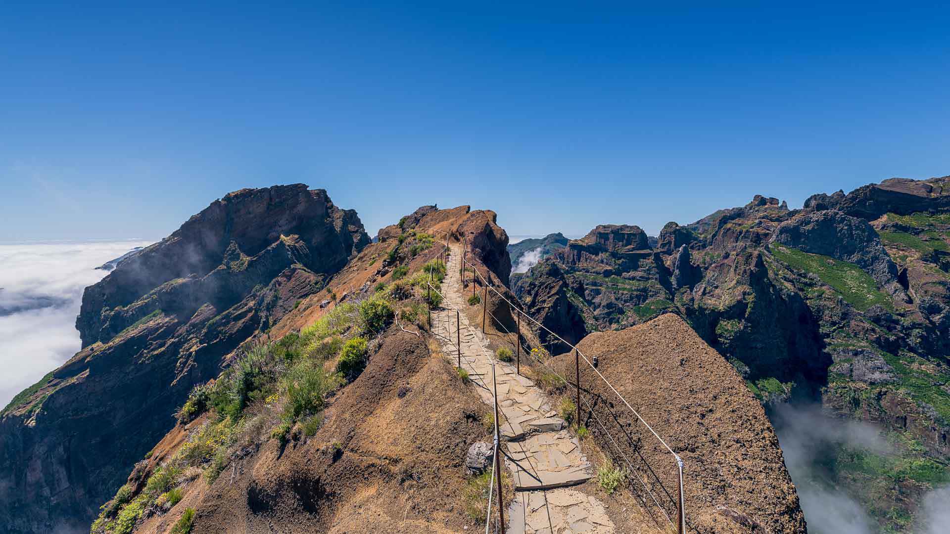 Pico do Areeiro 2